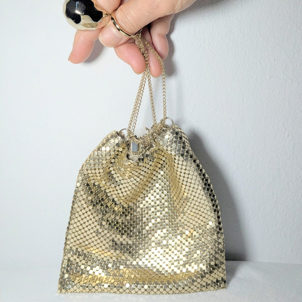 Unique Kate Spade Gold Metal Mesh With A Large Cocktail Ring / Small Evening Bag